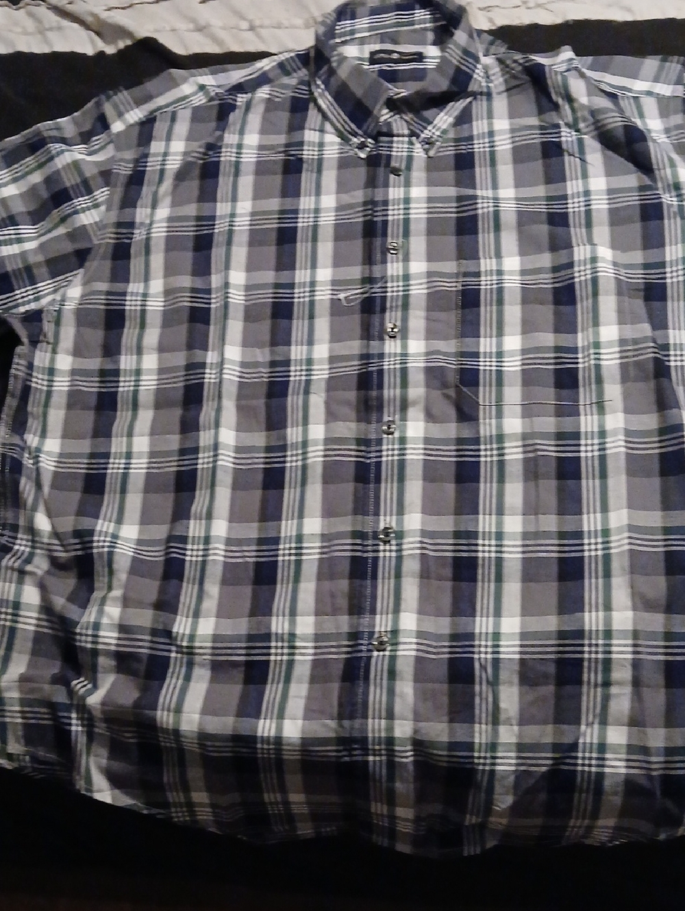 Men’s Black And Gray Plaid Button Down Shirt Short Sleeve New Without Tags - Picture 3 of 5